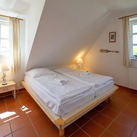 Rugana - Komfort Mit 2 Schlafzimmern Und Terrasse C05 Dranske