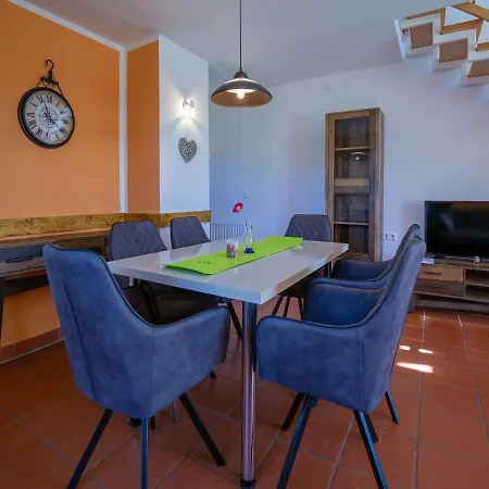 Apartment Rugana - Komfort Mit 2 Schlafzimmern Und Terrasse C05 Dranske